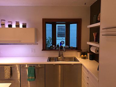 Kitchen w/Dishwasher & ample storage