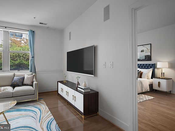 5th image of 1800 Wilson Blvd Unit 115