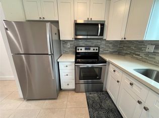 2100 NE 38th St #128, Lighthouse Point, FL 33064