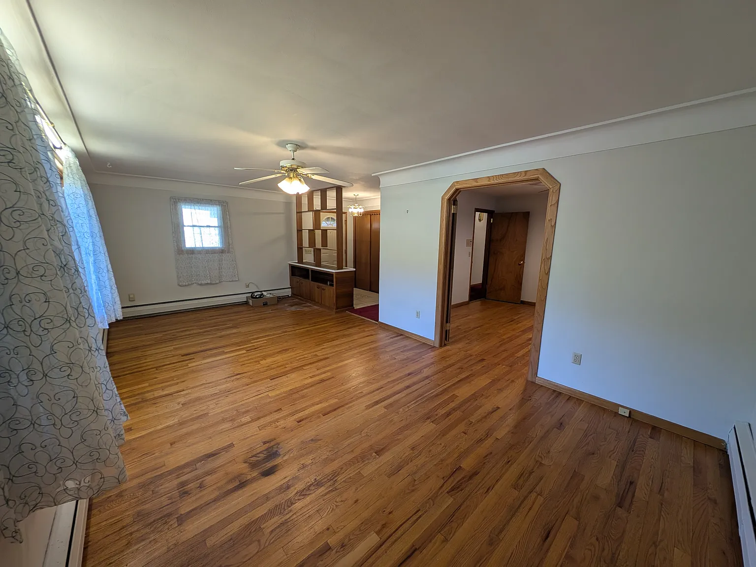 2 bed, 1392 sqft, $1,300 — Photo 2