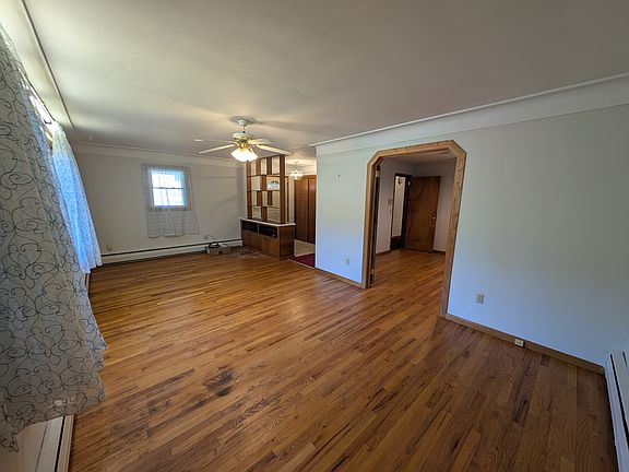 2nd image of 107 Seminary Ave