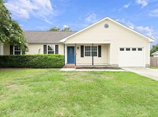 496 Sand Ridge Road, Hubert, NC 28539