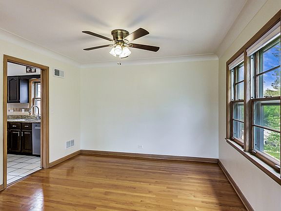 5th image of 6021 N Keeler Ave #2