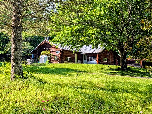 3rd image of 147 Calvin Gray Road