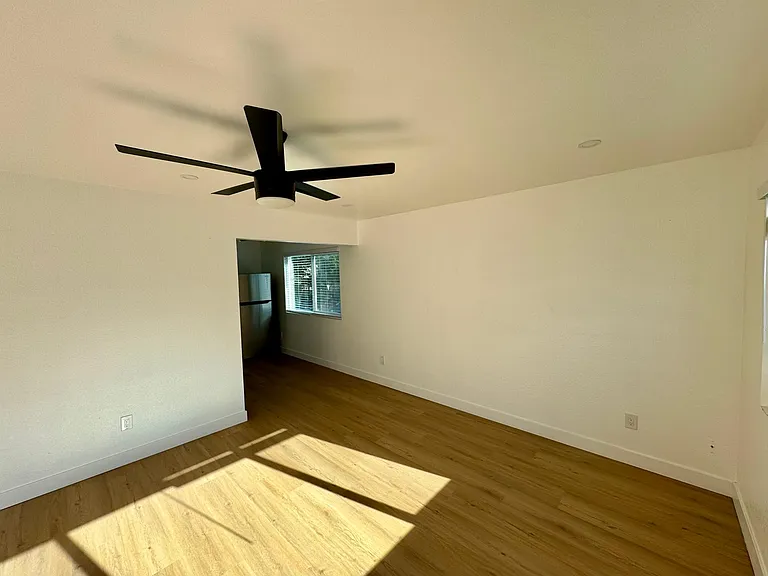 173 Brightwood Ave #D — Photo 4
