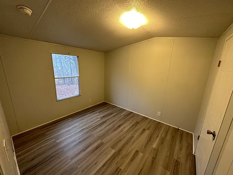 7075 Colonial Hwy — Photo 9