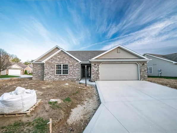 2805 W Preserve Ln, Muncie, IN 47304