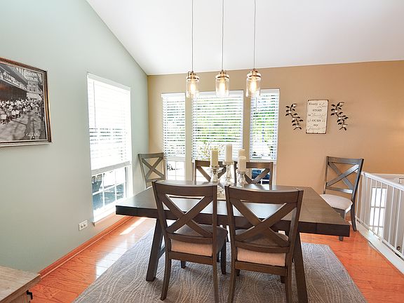 5th image of 4435 Castlebar Ln