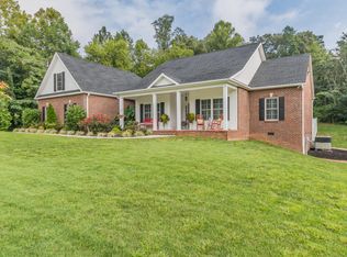5620 Oakside Dr, Knoxville, TN 37920
