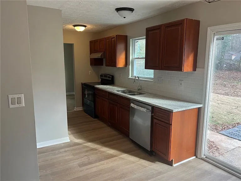 1133 Sandune Dr — Photo 6