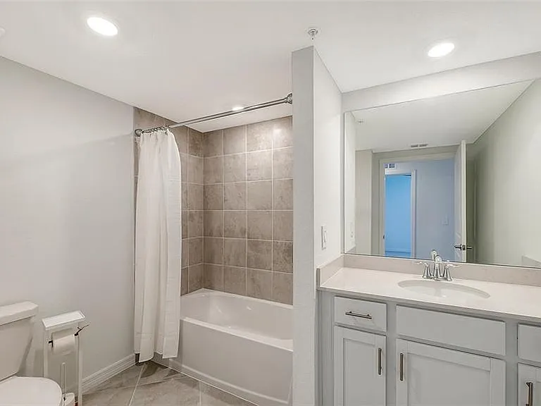 5624 Summit Pointe Cir #104 — Photo 39
