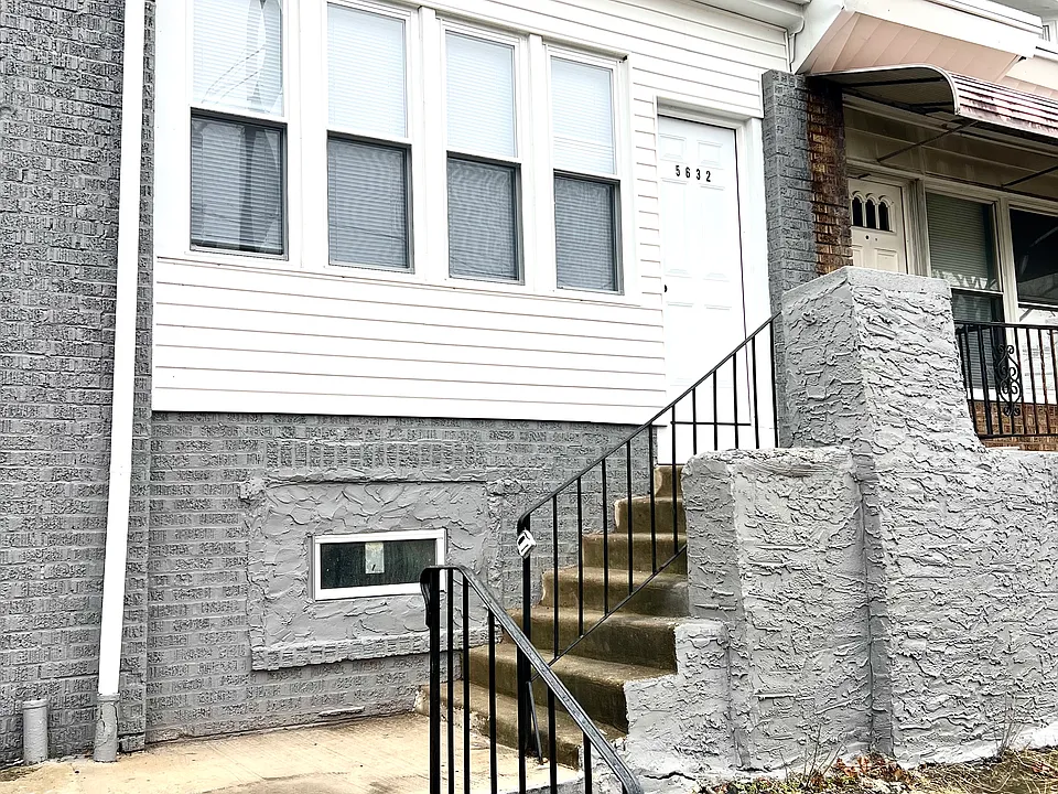 5632 Warrington Ave #5632