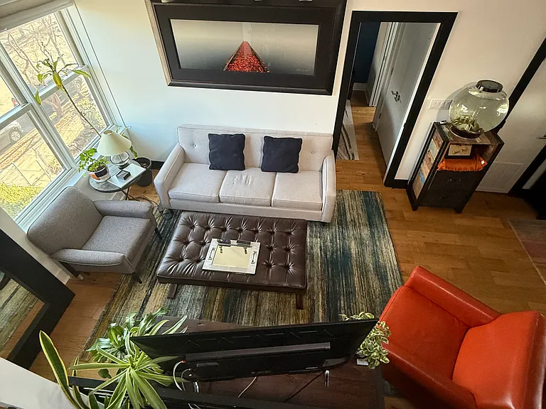 1221 Oates St NE #C — Photo 1