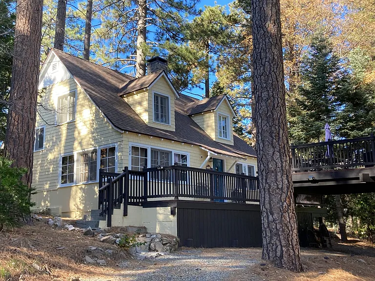 520 Millburn Rd — Photo 1