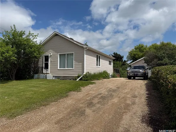 390 Alberta STREET, Melville, SK S0A 2P0