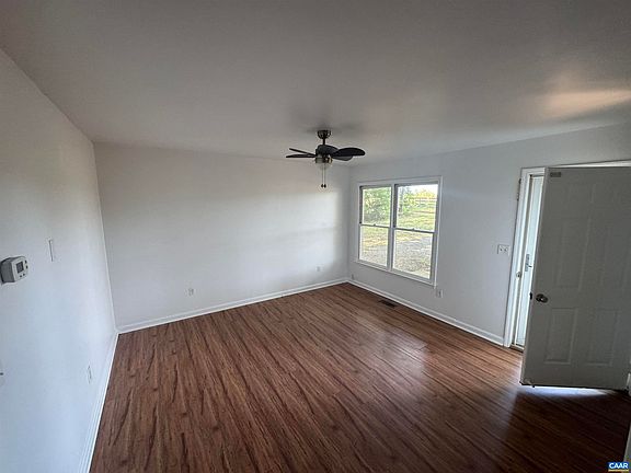 4th image of 86 Saddle Creek Ln