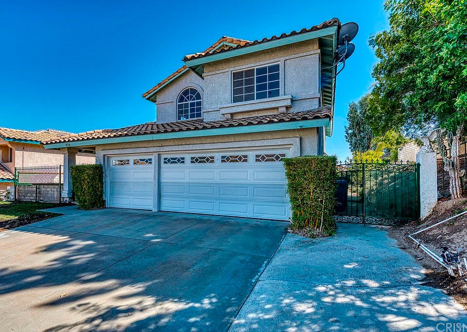 1st image of 27724 Bridlewood Dr