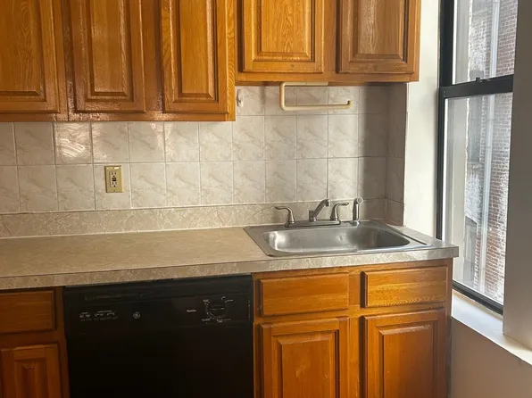 845 Blvd East image 14 of 19