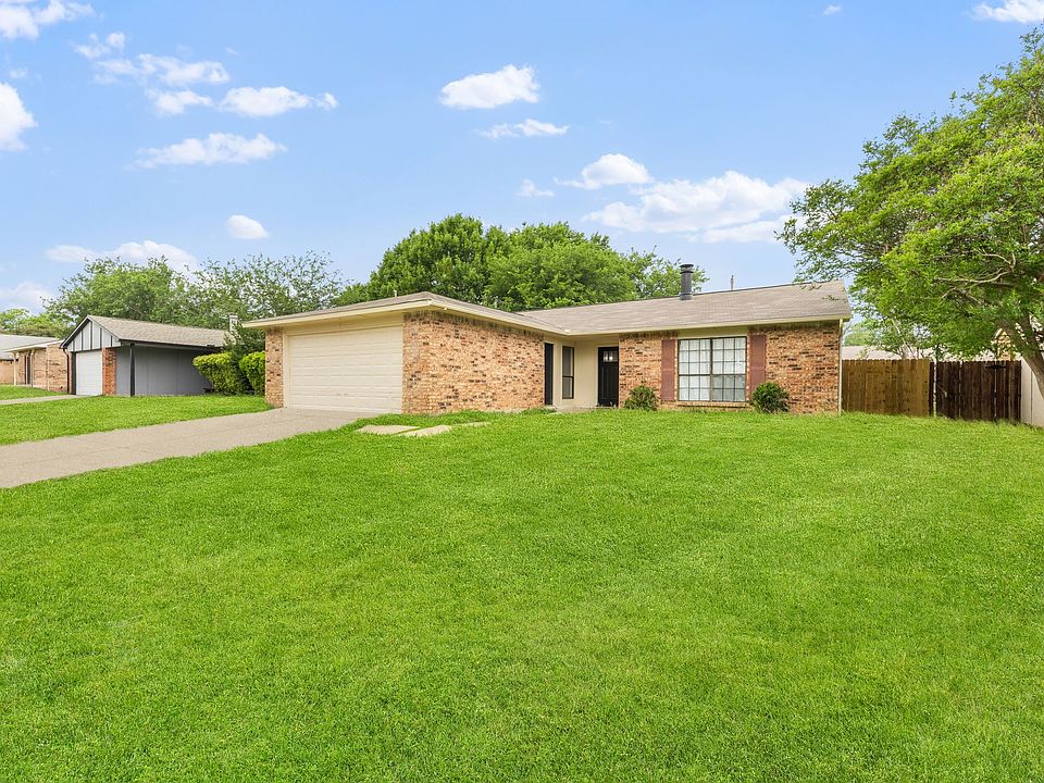 1st image of 809 Levelland Dr