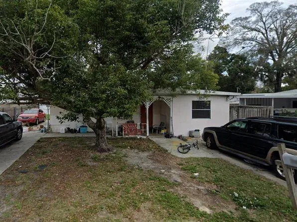 2106 Calusa Trl, Holiday, FL 34690
