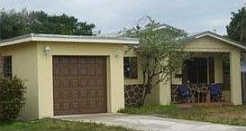 2nd image of 625 SW 1st St