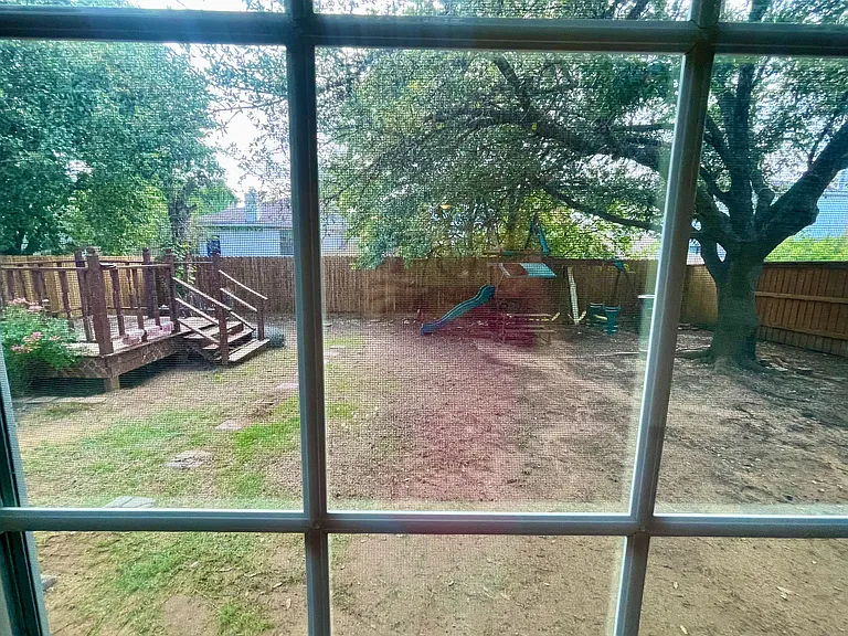 8108 Marie Ln — Photo 11