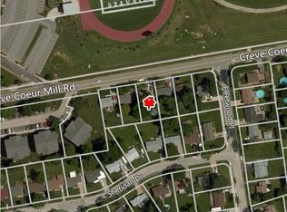 2582 Creve Coeur Mill Rd, Maryland Heights, MO