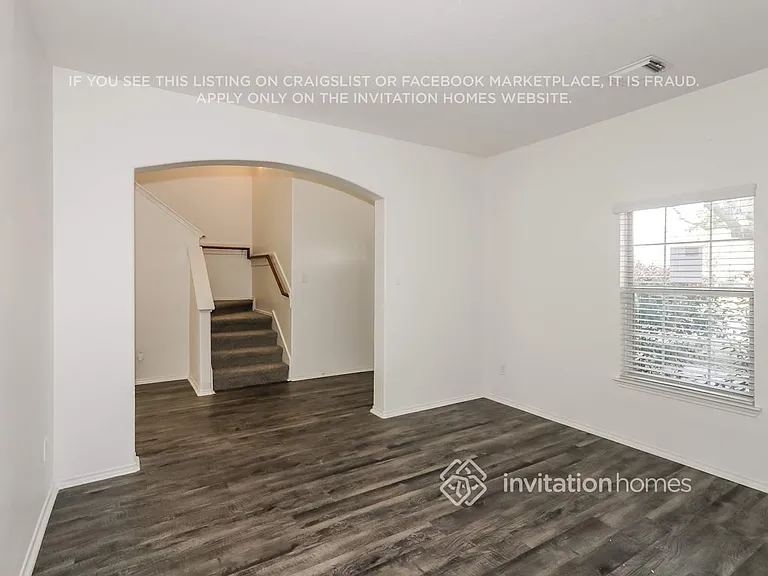 21402 Mission Falls Dr — Photo 2