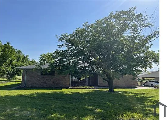 9517 Merritt Rd — Photo 5