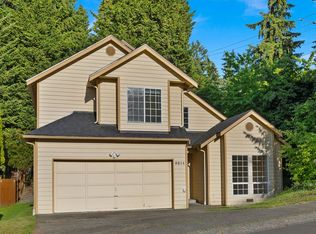 6814 119th Ave SE, Bellevue, WA 98006