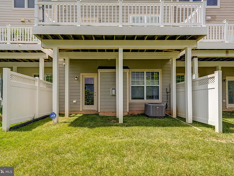 7827 Crystal Brook Way — Photo 39
