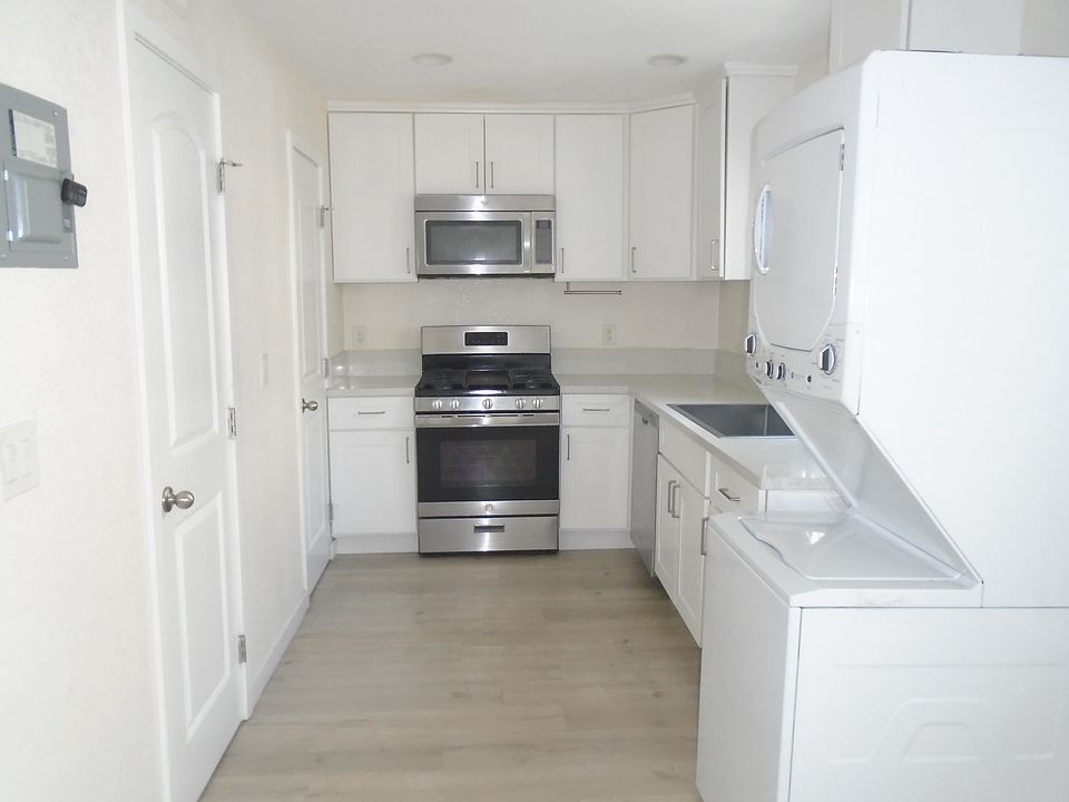 1st image of 410 W Imperial Hwy APT 419