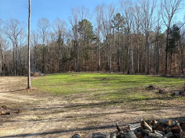 229 Barnes Rd, Florence, MS 39073