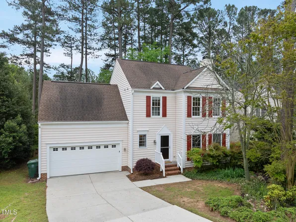 207 Ashley Brook Ct, Cary, NC 27513