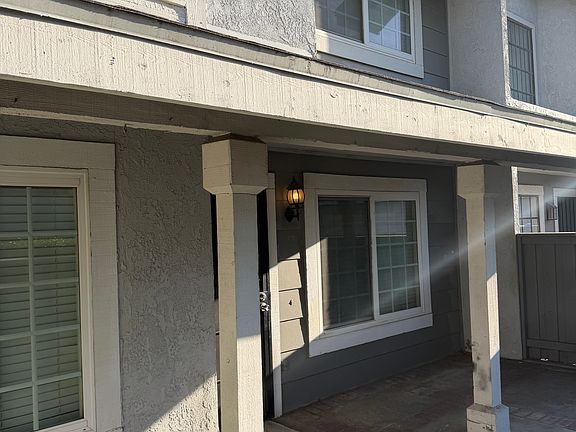 3rd image of 1380 W 48th St Unit 25