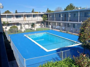 2494 Grove Way APT 23, Castro Valley, CA 94546