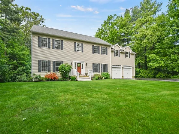 1 Montclair Dr, Auburn, MA 01501