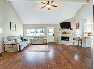 7246 Sunlight Ln, Houston, TX 77095