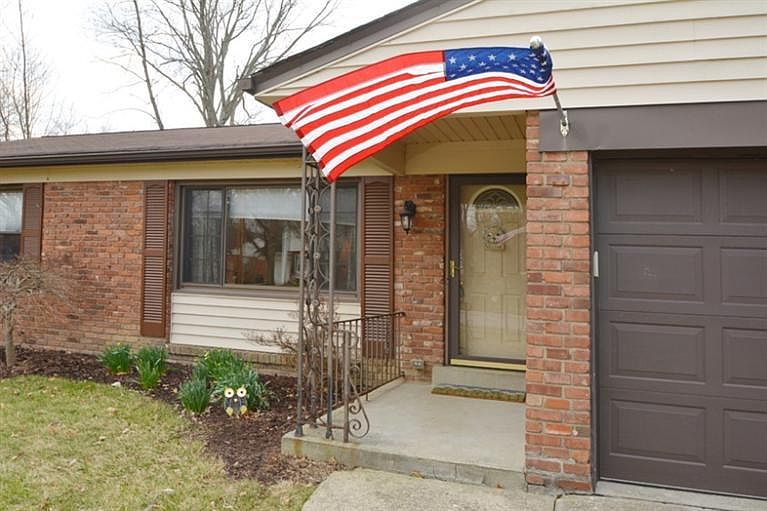 1st image of 6223 Autumnleaf Ln