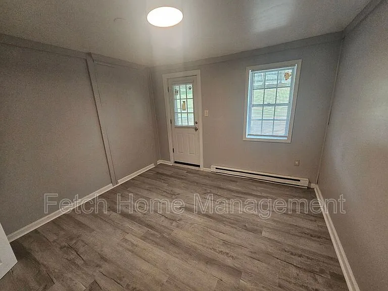 1854 Walnut St — Photo 13