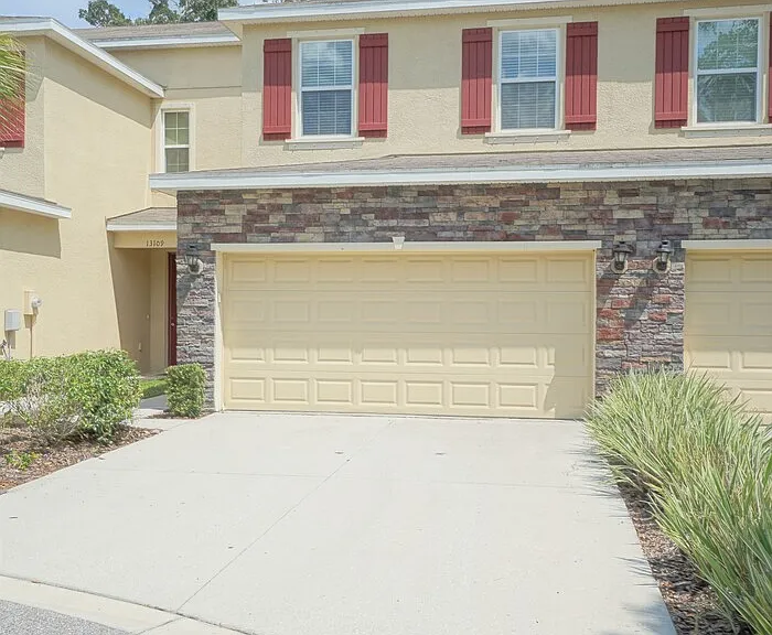 13107 Canopy Creek Dr — Photo 2