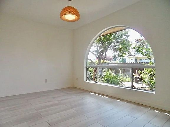 3rd image of 190 Evergreen Ave #A