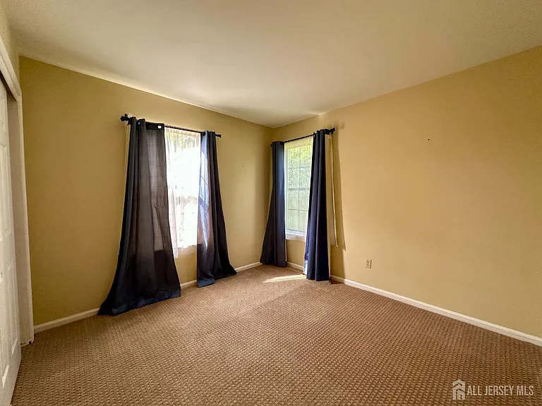 435 Meade Ct — Photo 14
