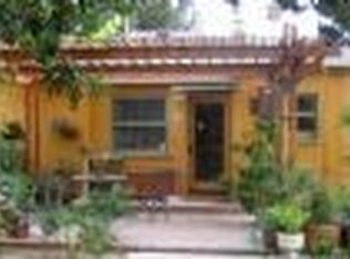 921 N Dos Robles Pl, Alhambra, CA 91801