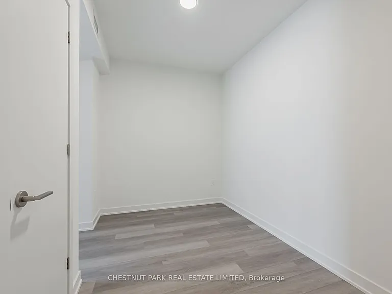 9 Tecumseth St #1102 — Photo 8