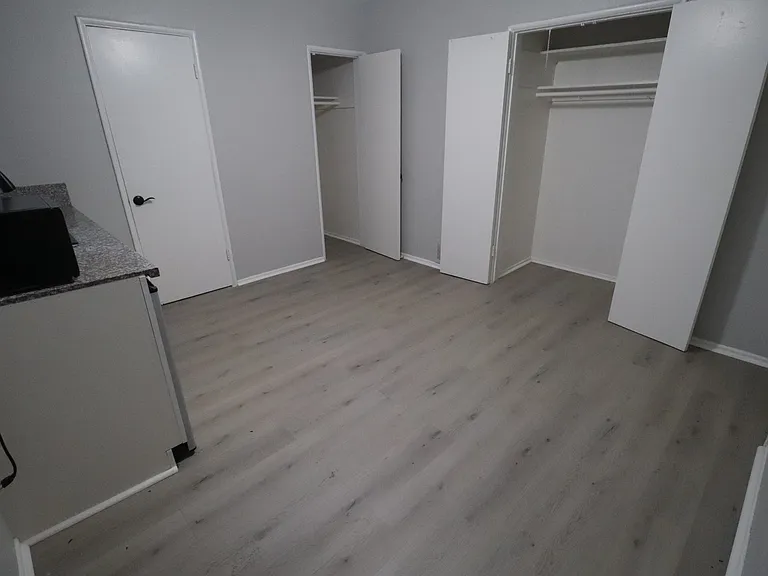 1801 N Gramercy Pl #1A — Photo 2