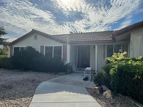 16712 Cresta Dr — Photo 2
