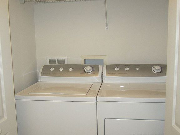5th image of 2154 SE Grand Dr