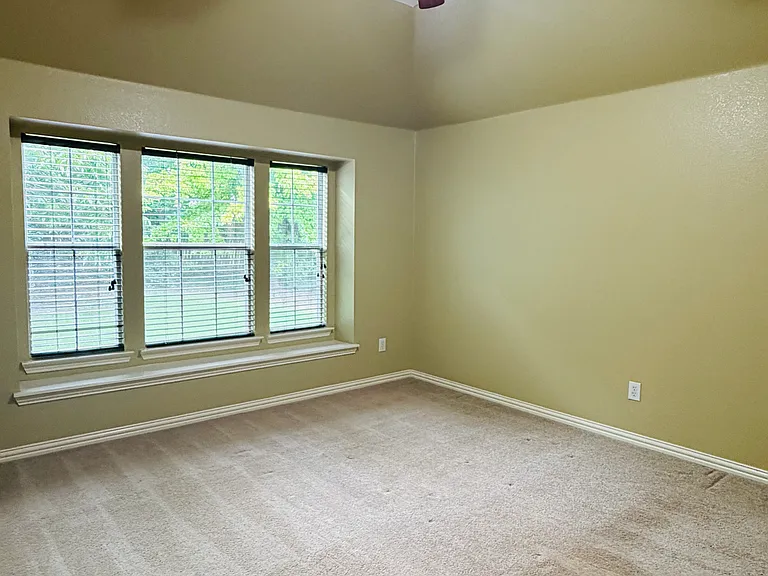 6517 Briar Lake Trl — Photo 13