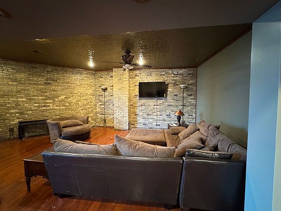 5th image of 2726 63rd St #82E996627
